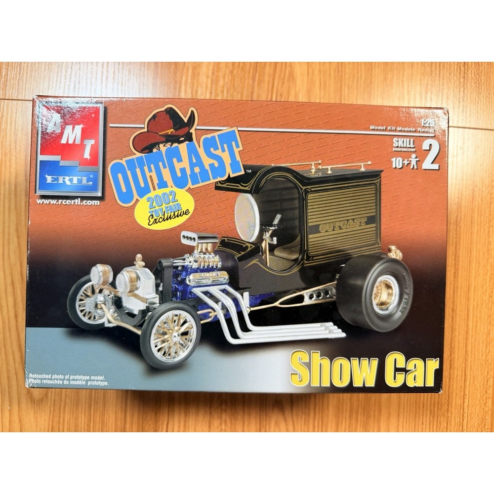 AMT ERTL Outcast Show Car Model Kit 1:25 Scale 2002 Toy Fair Exclusive